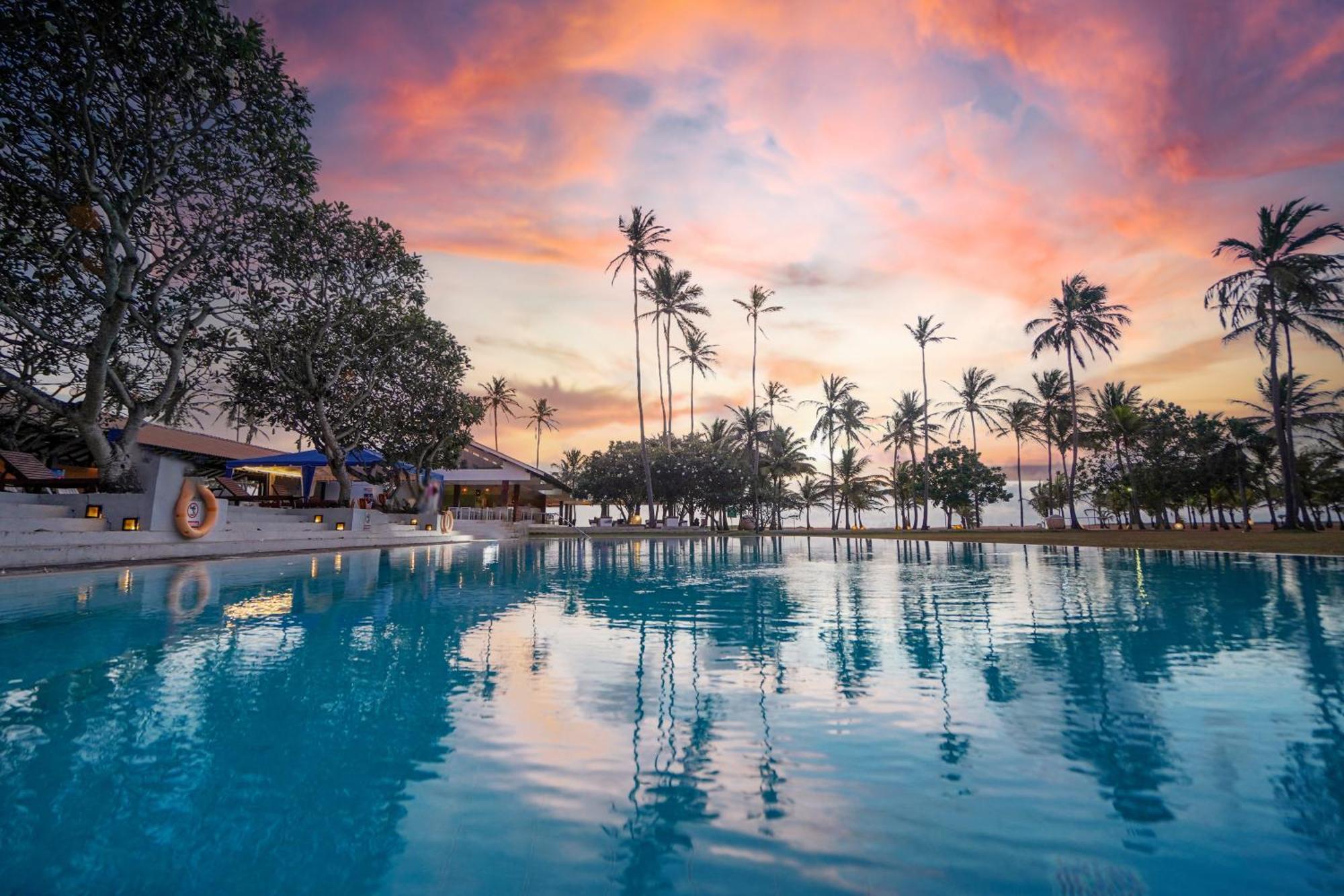 Hotel Pegasus Reef - A In Colombo